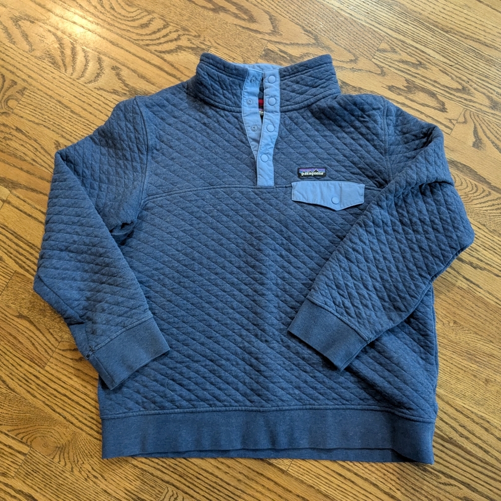 Patagonia Women's Navy Quilted Pullover
